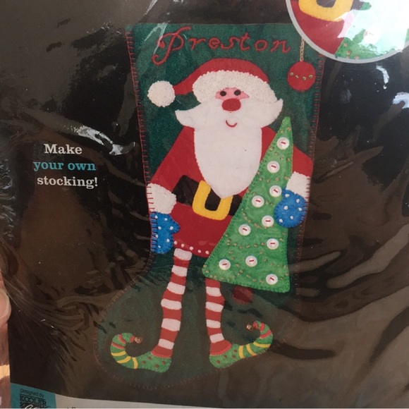 Artiste Felt Stocking with Santa ๐
๐ป Kit NWT - Picture 2 of 6